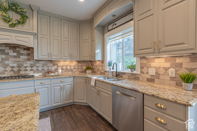 Photo 18 for MLS #2106888 at 1241 E 9300 North