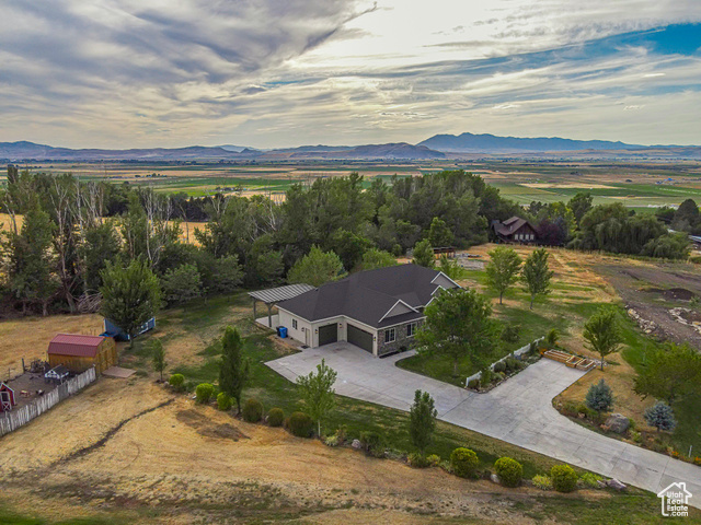 Photo 90 for MLS #2106888 at 1241 E 9300 North