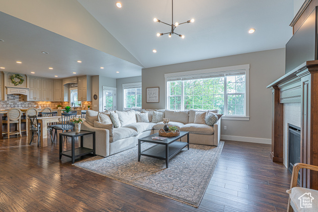 Photo 11 for MLS #2106888 at 1241 E 9300 North