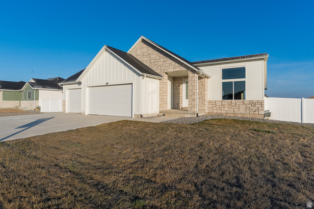 429 E Stafford St #135
                     MLS #2106891