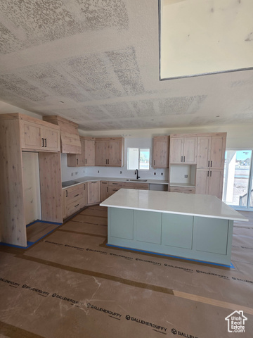 Photo 4 for MLS #2106891 at 429 E Stafford St #135