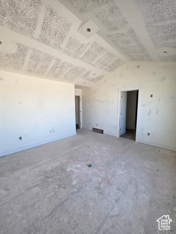 Photo 11 for MLS #2106891 at 429 E Stafford St #135