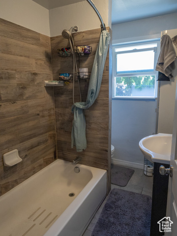 Photo 15 for MLS #2106893 at 537 Cook St