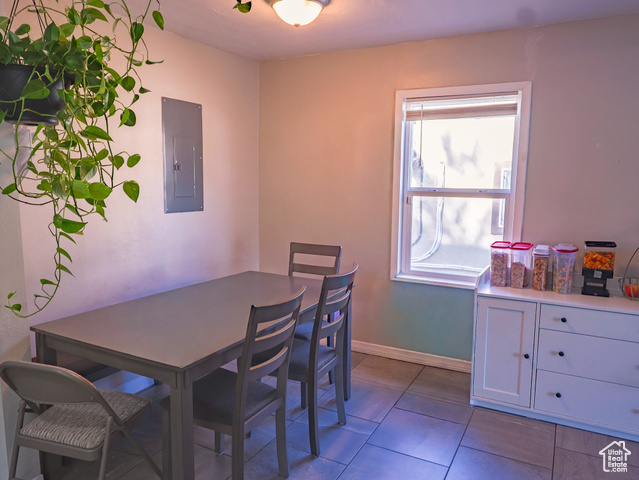 Photo 12 for MLS #2106893 at 537 Cook St