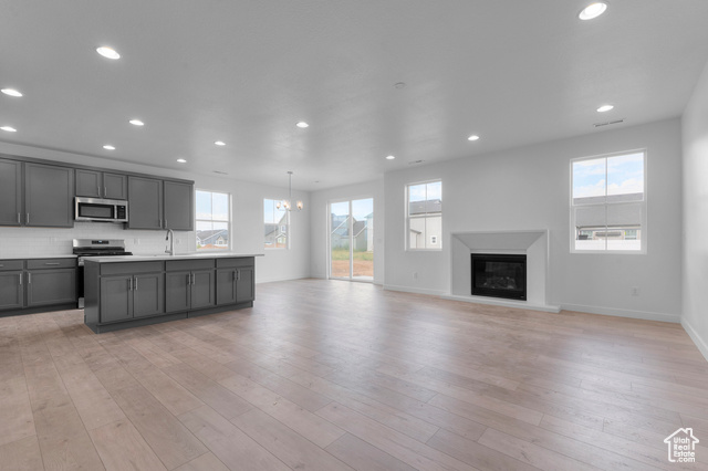 Photo 12 for MLS #2106897 at 1903 S 2425 West