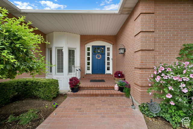 Photo 2 for MLS #2106948 at 4972 S Boabab Cir