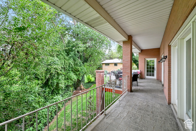 Photo 48 for MLS #2106948 at 4972 S Boabab Cir
