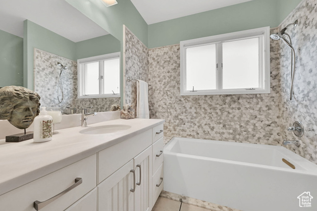 Photo 16 for MLS #2106948 at 4972 S Boabab Cir
