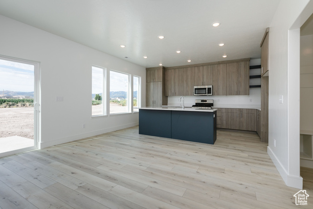 Photo 3 for MLS #2106954 at 1174 W 3410 South