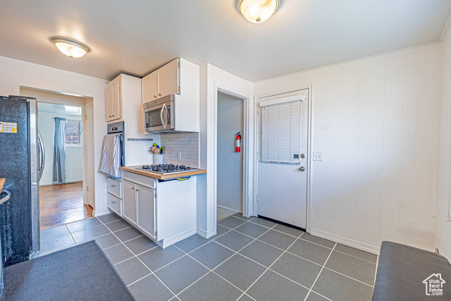 Photo 5 for MLS #2106957 at 932 E Tritoma Ave
