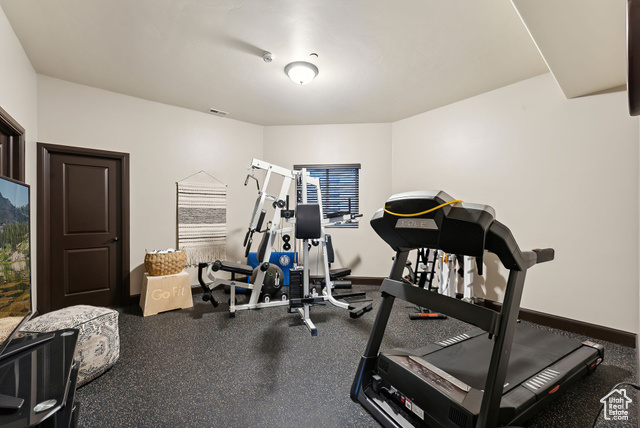 Photo 32 for MLS #2106976 at 3180 E Stoney Creek Cir