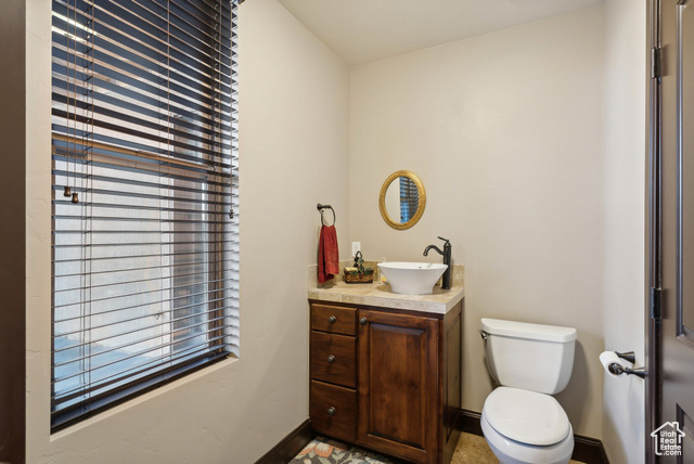 Photo 36 for MLS #2106976 at 3180 E Stoney Creek Cir
