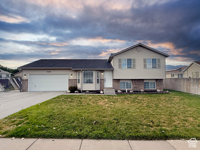 2249 W 1680 N, Clinton UT 84015