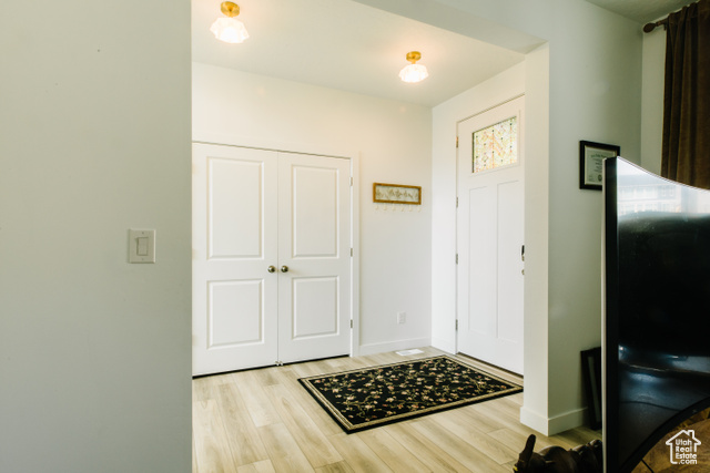 Photo 5 for MLS #2106988 at 831 W Rock Ridge Dr
