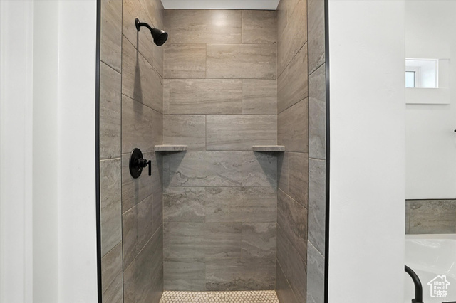 Photo 31 for MLS #2107001 at 165 W 800 South #151