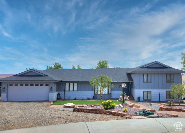 MLS #2107009 - 2 Echo Ct
