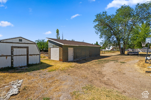 Photo 44 for MLS #2107011 at 1940 S Main St