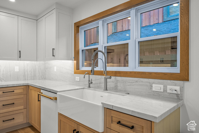 Photo 9 for MLS #2107013 at 1015 Norfolk Ave