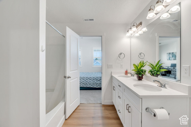 Photo 10 for MLS #2107019 at 7051 W Owens View Way
