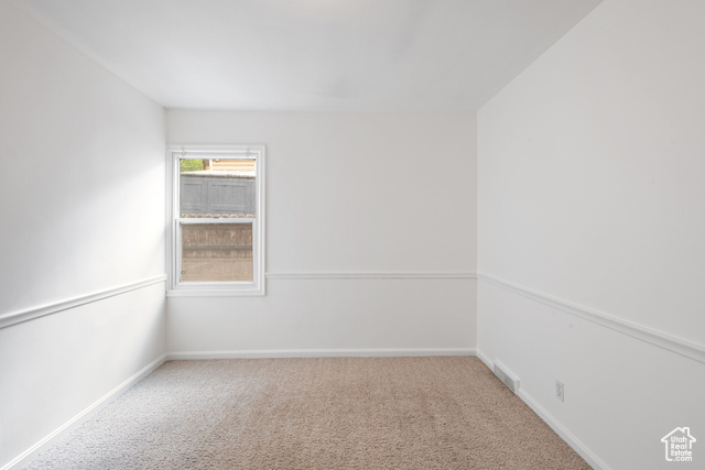 Photo 13 for MLS #2107061 at 1371 E Zenith Ave