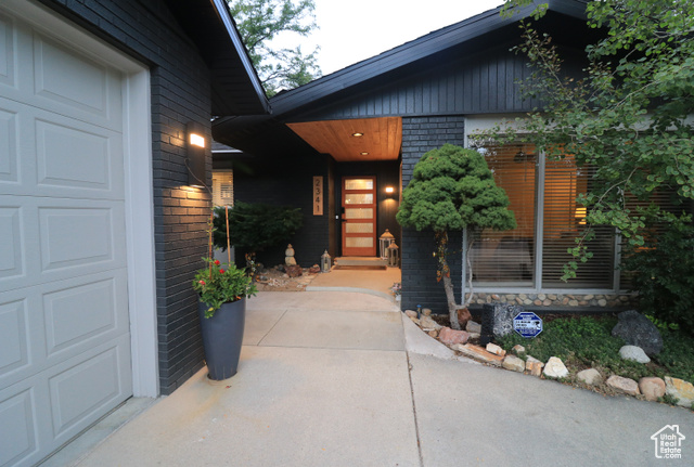 MLS #2107067 - 2341 E Neffs Ln