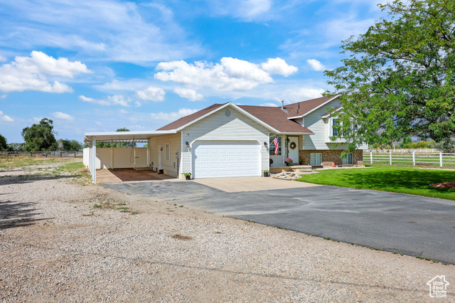 Photo 3 for MLS #2107080 at 4288 W 3600 North