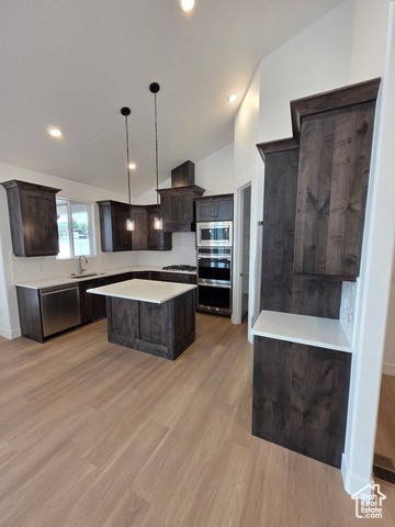 Photo 7 for MLS #2107092 at 384 E Spruce Ln #110