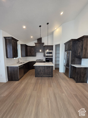 Photo 6 for MLS #2107092 at 384 E Spruce Ln #110