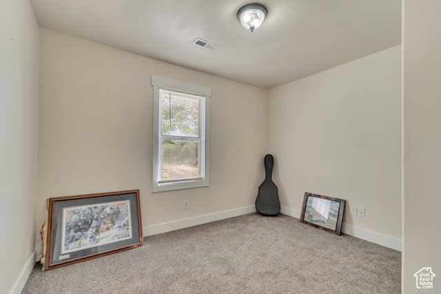 Photo 19 for MLS #2107094 at 1220 N Hillside Dr