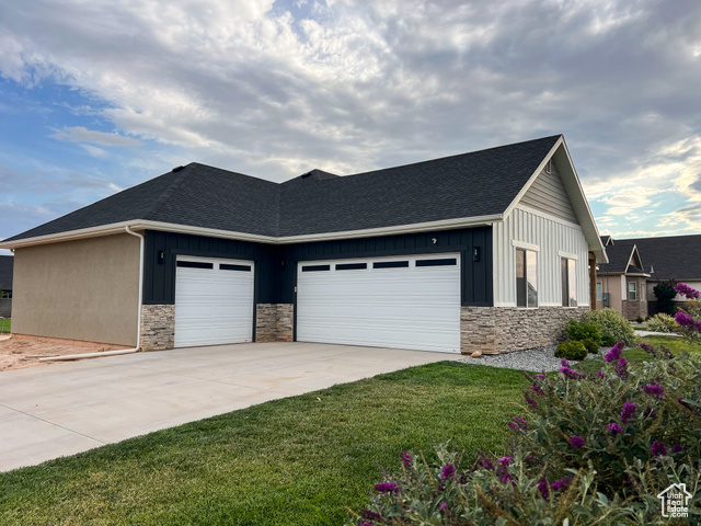 Photo 5 for MLS #2107095 at 582 E 5020 North