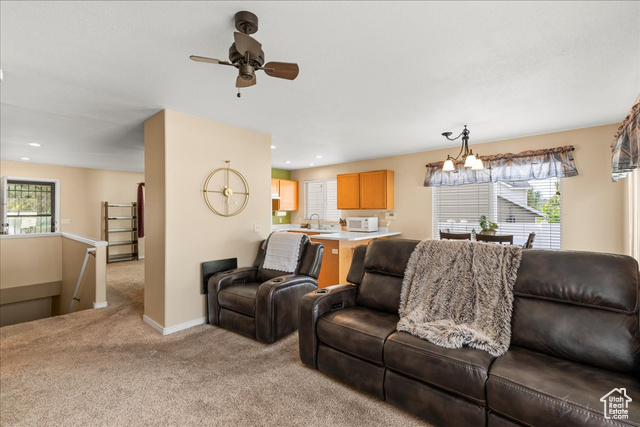 Photo 9 for MLS #2107109 at 1558 N Durocher Ln