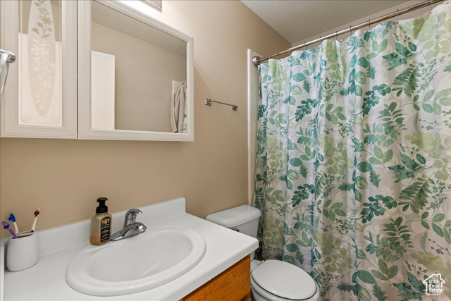 Photo 12 for MLS #2107109 at 1558 N Durocher Ln