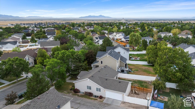 Photo 23 for MLS #2107109 at 1558 N Durocher Ln