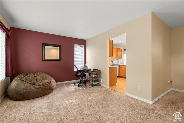 Photo 4 for MLS #2107109 at 1558 N Durocher Ln