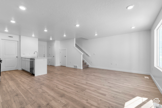 Photo 2 for MLS #2107115 at 4527 N Mckechnie Way #1110