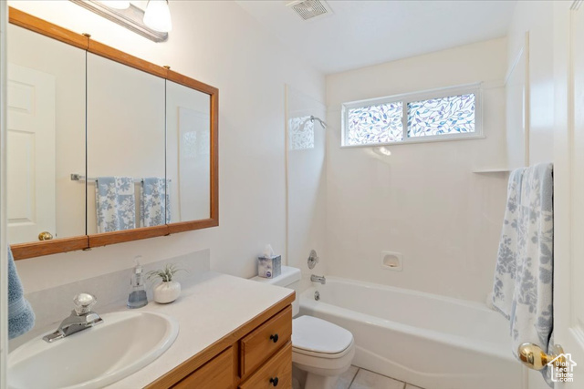 Photo 18 for MLS #2107131 at 561 E 2550 North