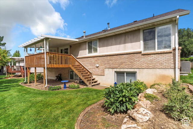 Photo 4 for MLS #2107131 at 561 E 2550 North