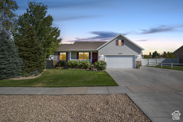 1069 S LEGRAND DR, Grantsville UT 84029