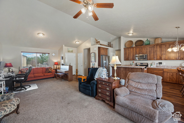 Photo 4 for MLS #2107153 at 879 Sundown Ln