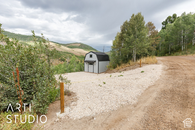 6621 N MIDDLE FORK DR, Huntsville UT 84317