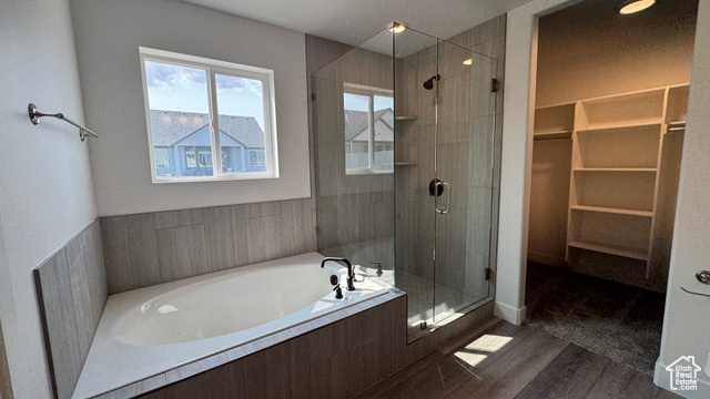Photo 13 for MLS #2107156 at 426 E Redwood Ln #119