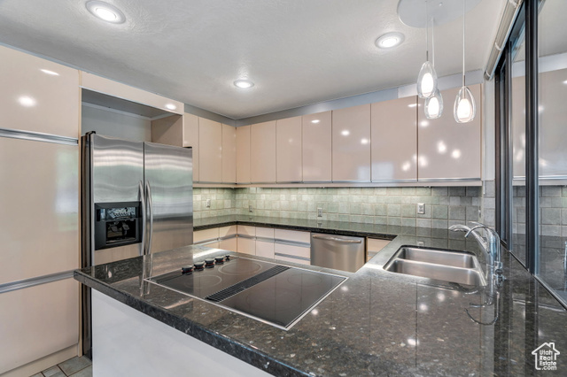 Photo 18 for MLS #2107157 at 4365 Bedford Dr