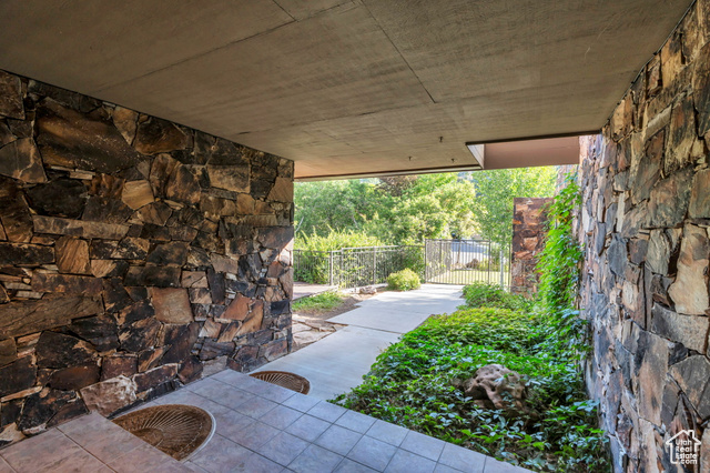 Photo 5 for MLS #2107157 at 4365 Bedford Dr
