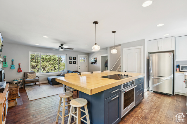 Photo 8 for MLS #2107159 at 130 Parkview Dr