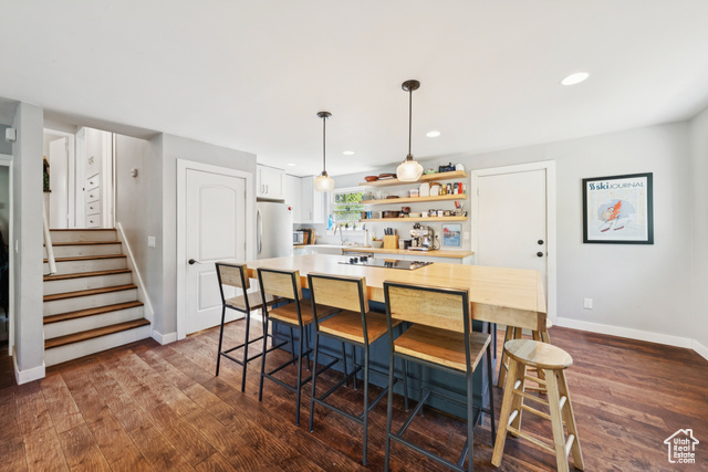 Photo 4 for MLS #2107159 at 130 Parkview Dr