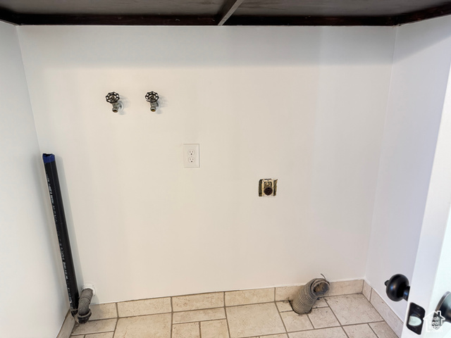 Photo 23 for MLS #2107184 at 1676 W Forbes Ave