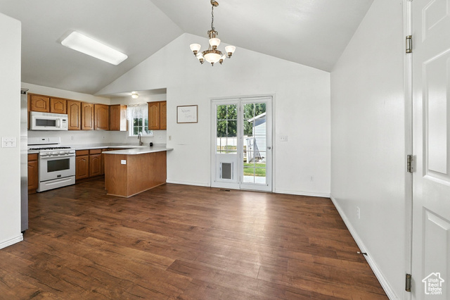 Photo 7 for MLS #2107190 at 748 W 650 North
