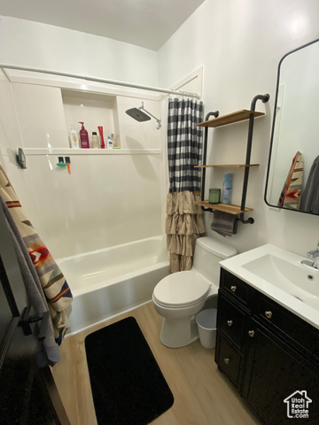 Photo 11 for MLS #2107191 at 1032 Monroe St