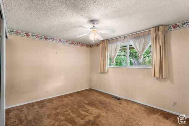 Photo 21 for MLS #2107196 at 247 Paulette Way