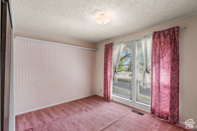 Photo 19 for MLS #2107196 at 247 Paulette Way